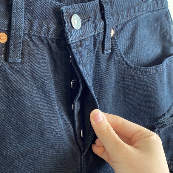 LEVIS 501 Mid Thigh High Rise Shorts Black - Picture 5 of 7